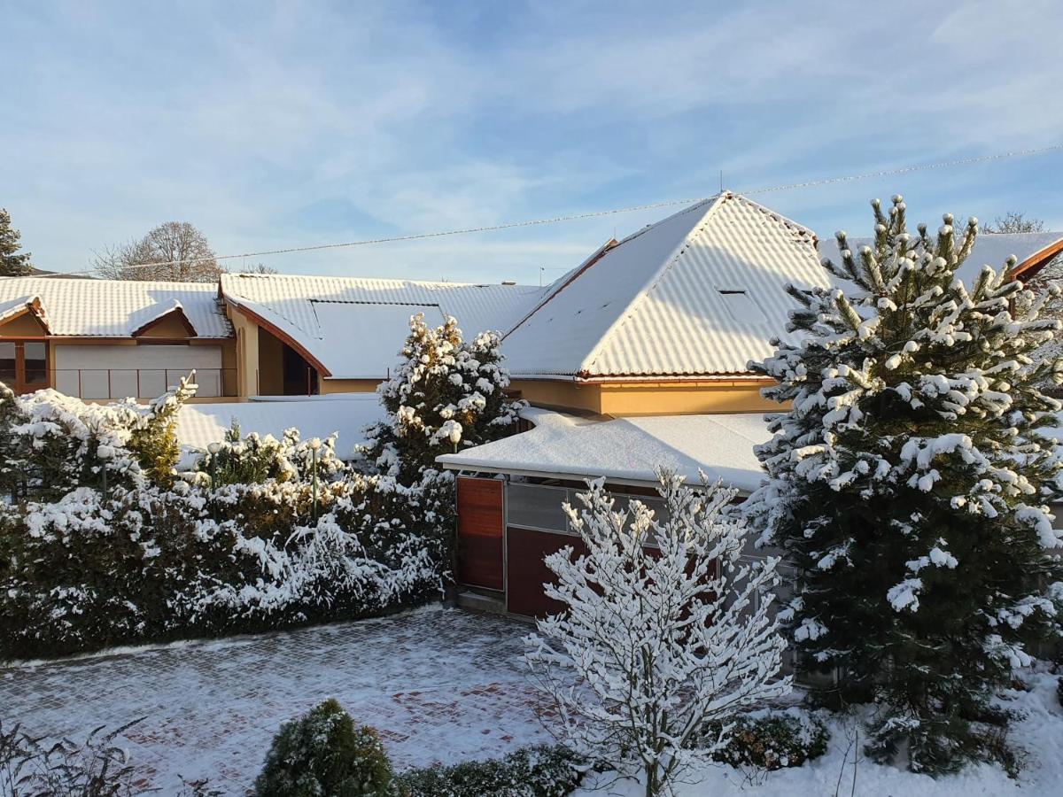 Penzion Areal Zamma Rožňava Bagian luar foto